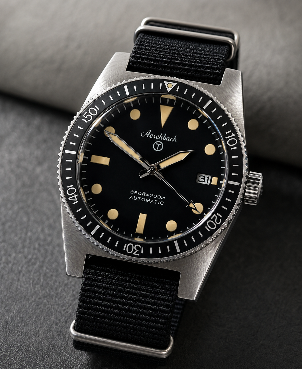 Aeschbach Classic Automatik 24-Jewel Taucheruhr mit Keramiklünette und Saphirglas