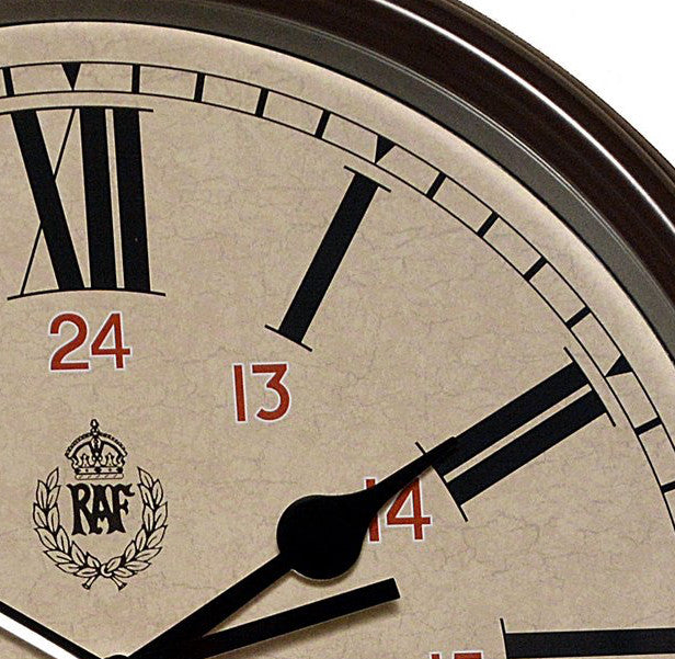RAF 1943 Muster Replica 12/24 Wanduhr mit lautlosem Quarzwerk und durchgehender Sekunde (Größe 12"/30,5 cm)