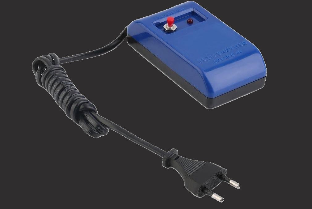 Watch Demagnetiser - A Vital Tool If You Own Multiple Mechanical Watches - European Pattern Mains Plug